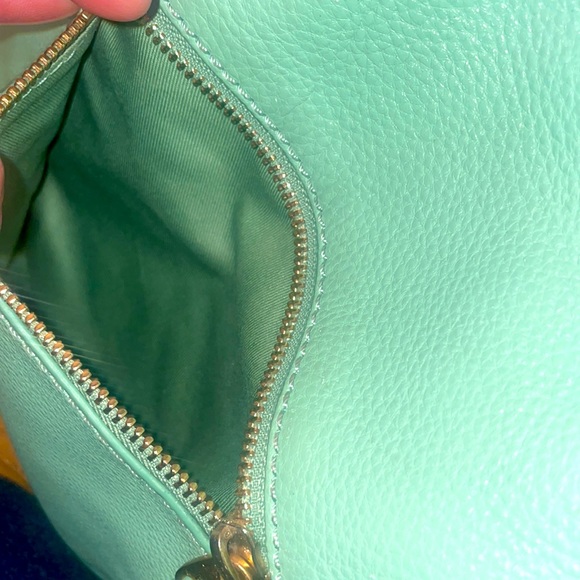 FOSSIL CROSSBODY - Picture 9 of 11